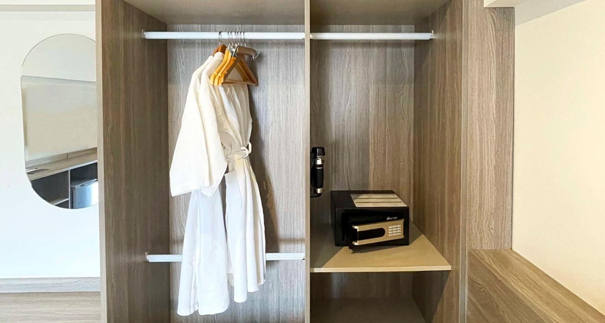 Surestay By Best Western Iconic Ari-Jatujak Banguecoque Exterior foto