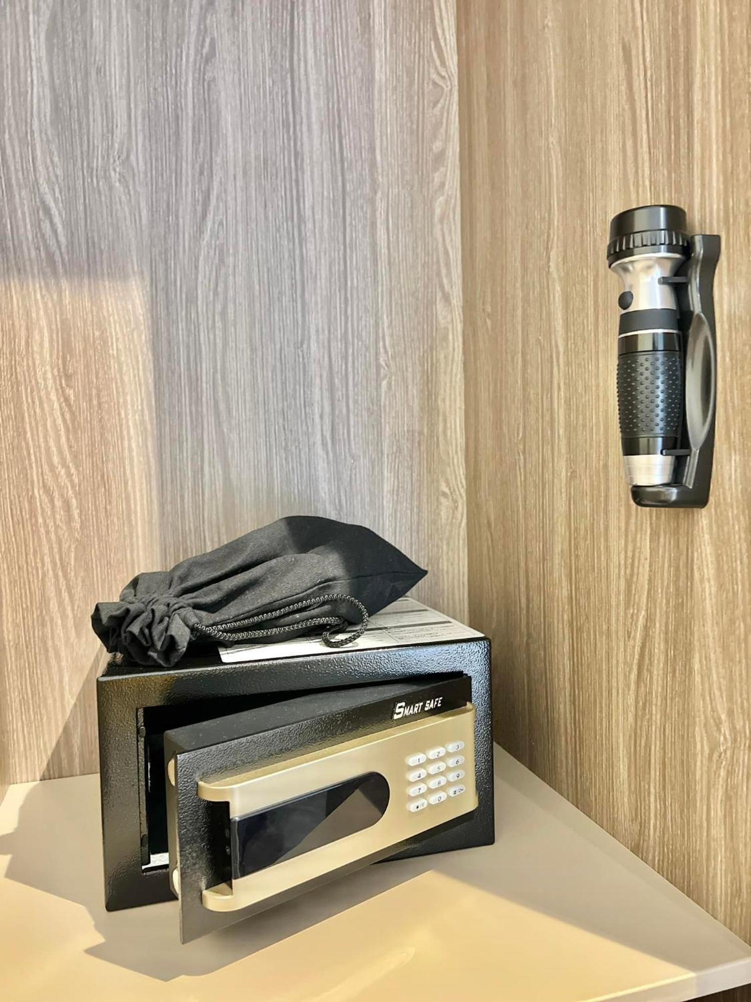 Surestay By Best Western Iconic Ari-Jatujak Banguecoque Exterior foto